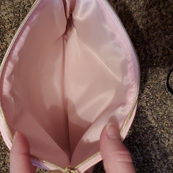 NWOT Too Faced "You're so hot" Cosmetic bag - Picture 3 of 3